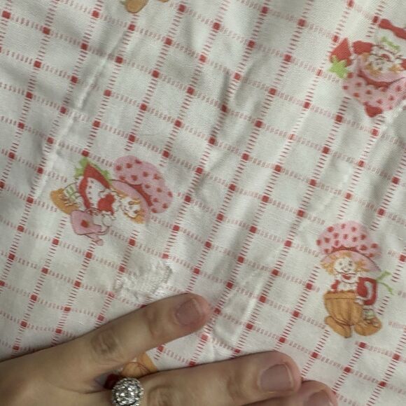 VINTAGE! STRAWBERRy Shortcake Throw Blanket And Pillow - Picture 6 of 8